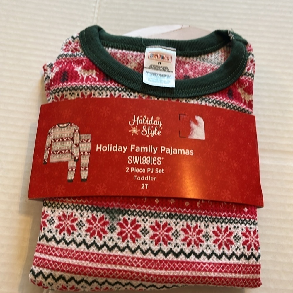 NWT-holiday style-swiggles-2T-2 piece long sleeve PJ set. Pajamas/sleepwear. - Picture 2 of 5